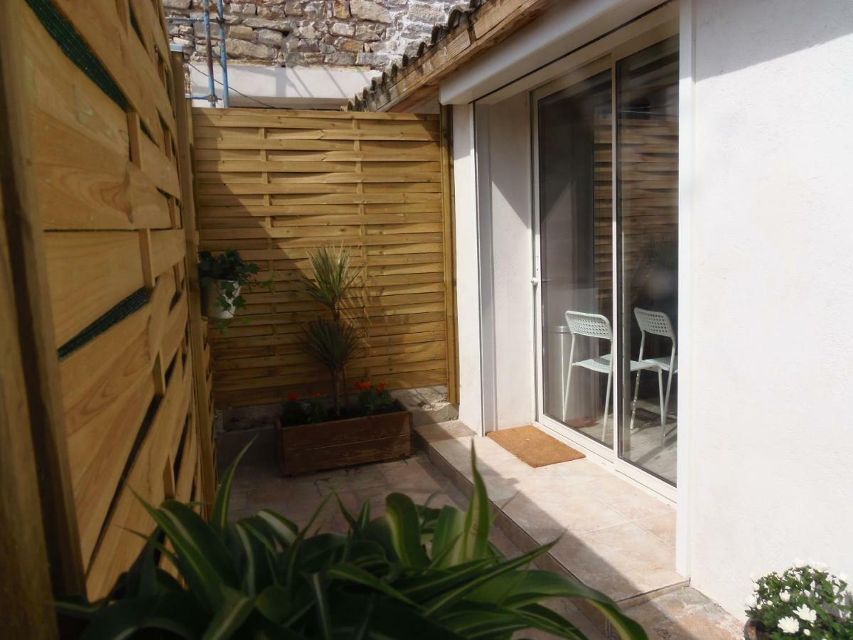 Joli Mazet Entre Montpellier Et Nimes Appartement Aimargues Buitenkant foto